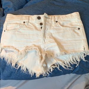 Free People ivory shorts 24
